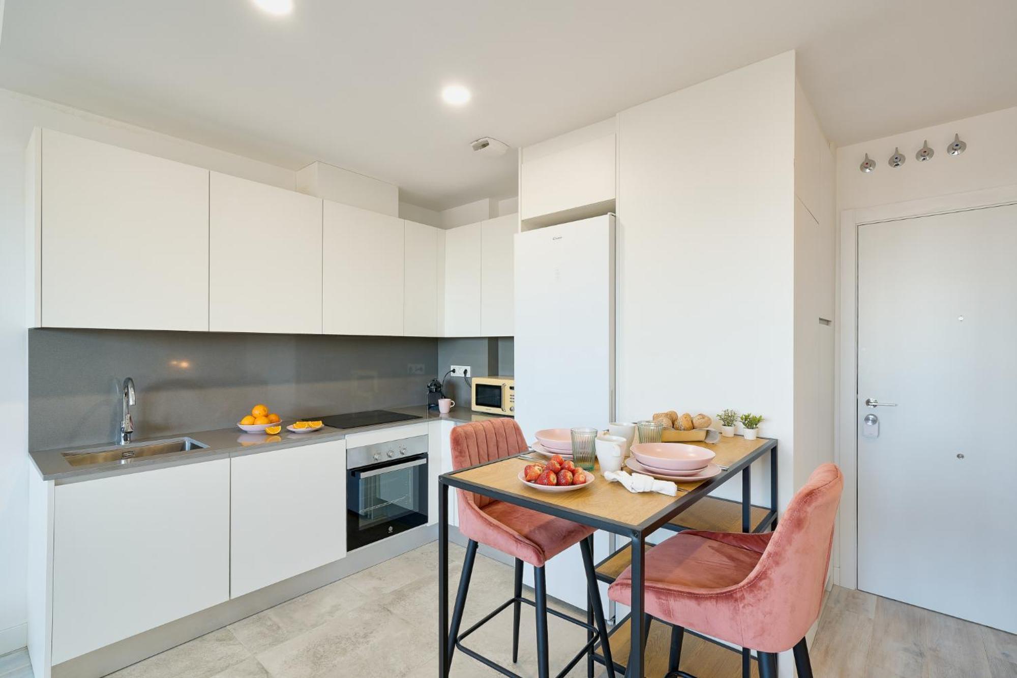 Skyline By Lovely Apartamento