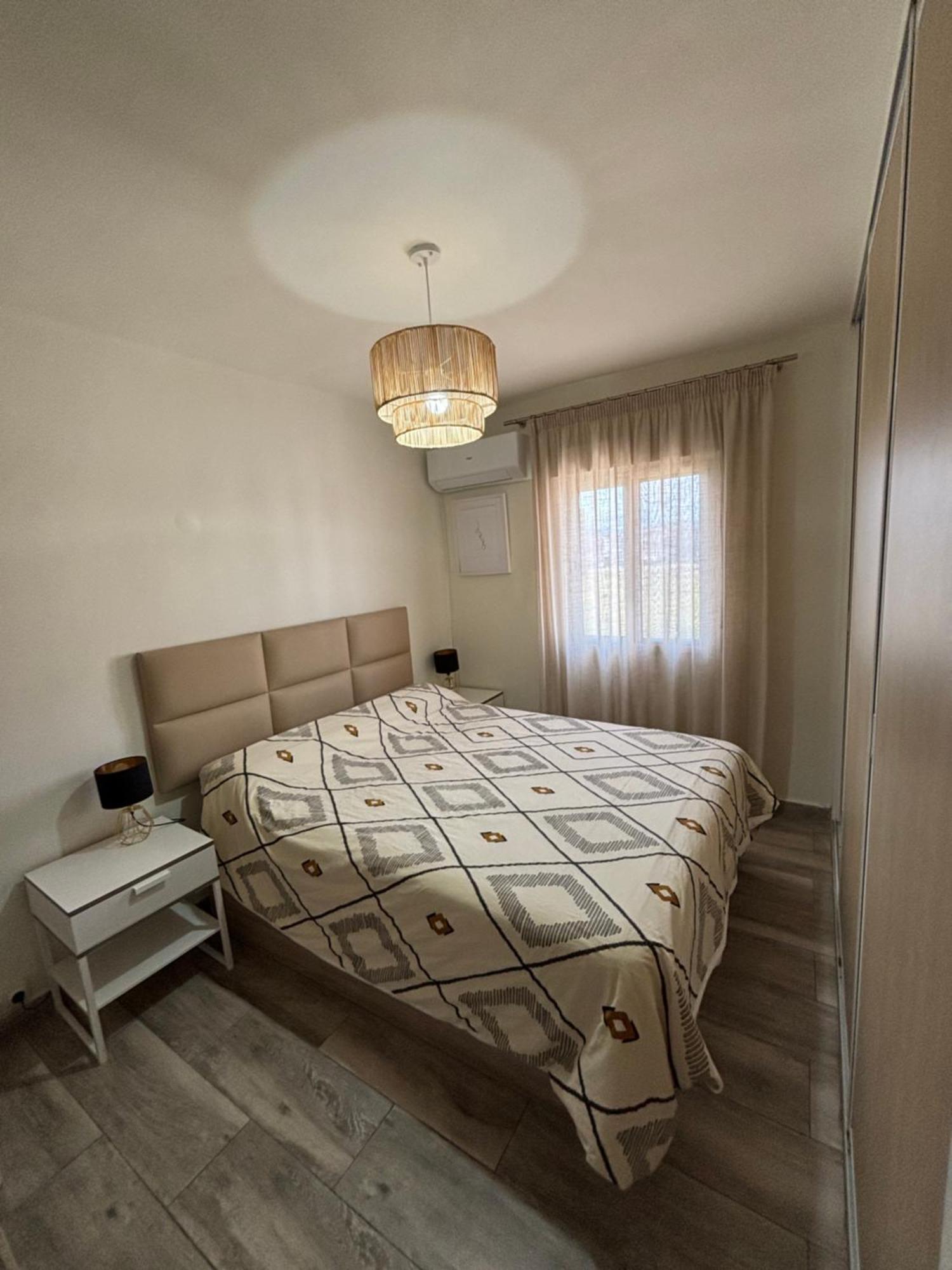 Lucia - Family, Friends & Fun Pet Friendly Apartment