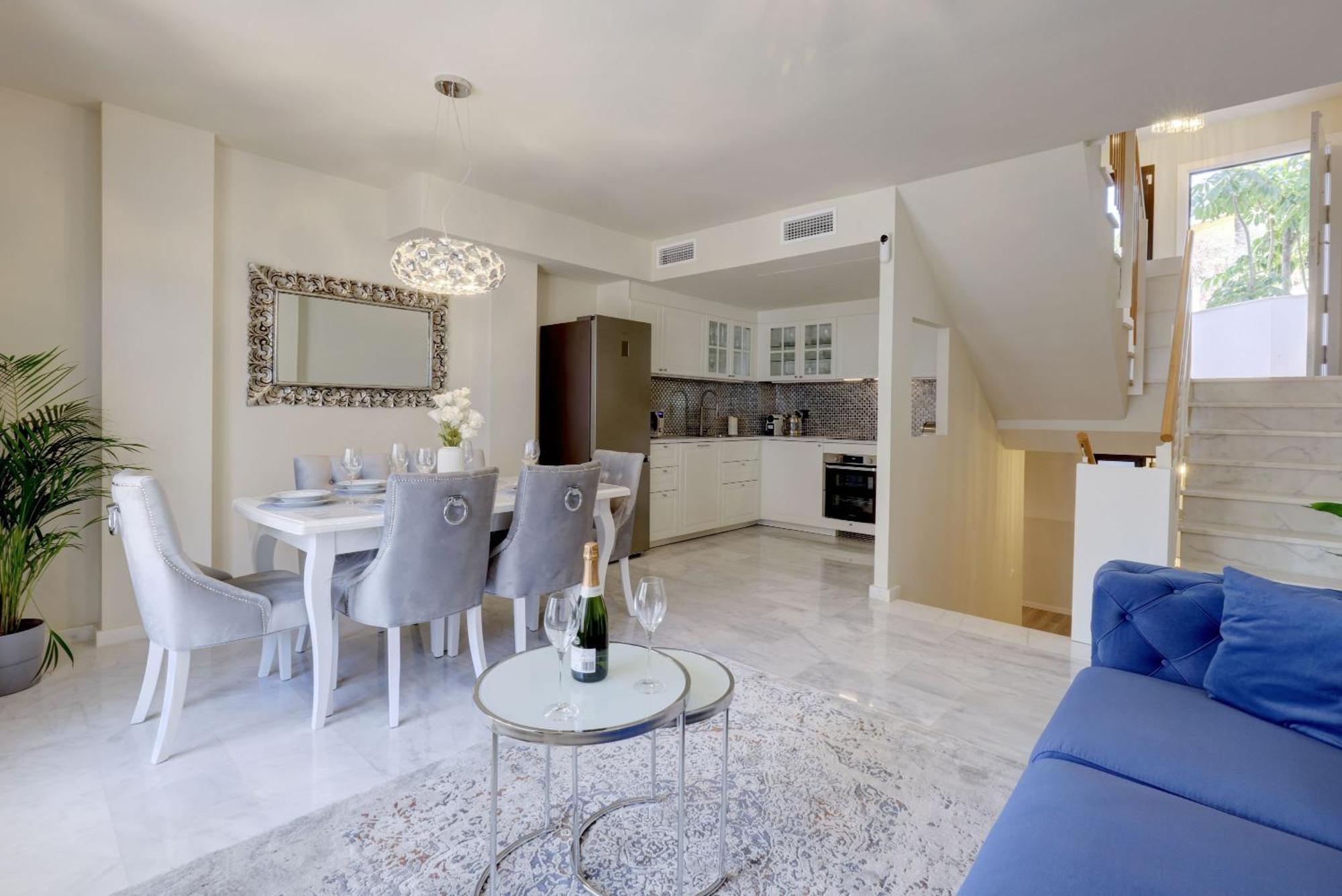 Spacious And Modern House In Riviera, Mijas, Costa Del Sol, 15min From Marbella Malaga
