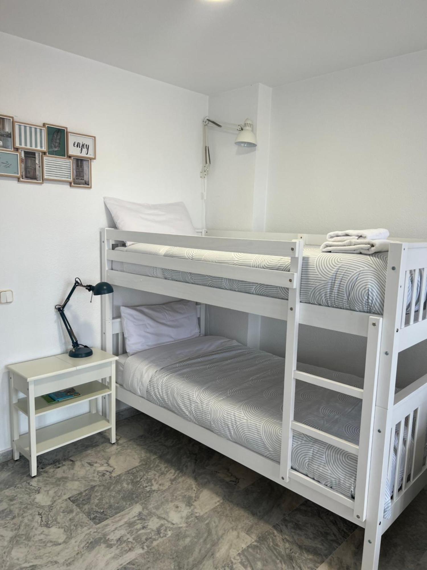 Nuestro Atico Con Vistas Al Mar Terraza, Piscina Y Parking Apartamento Málaga