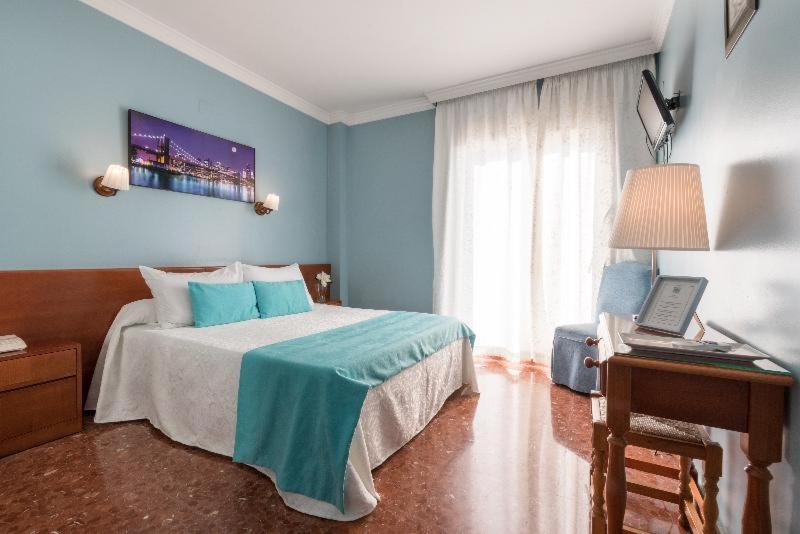 Romerito Hotel 2*