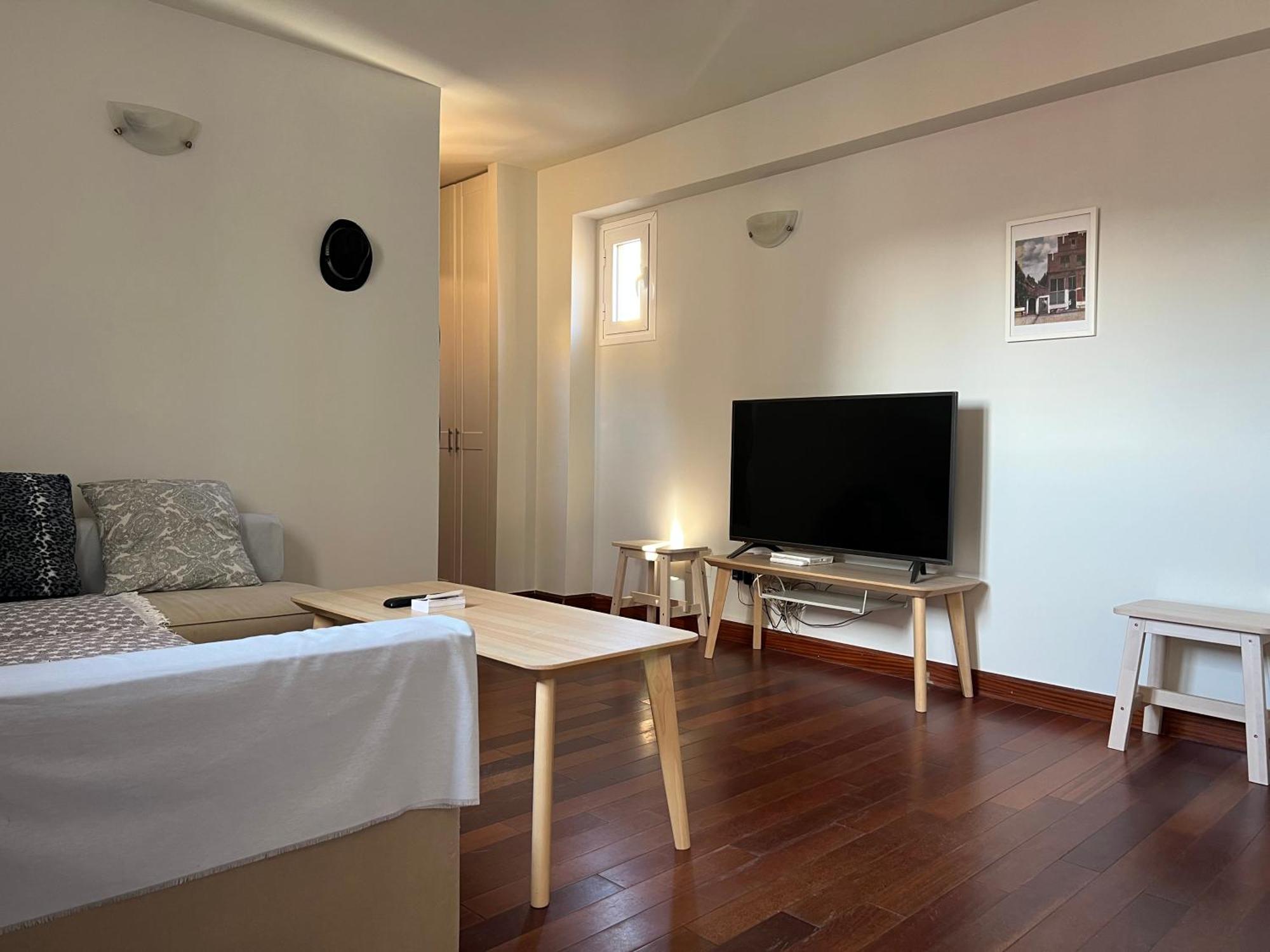 Centre Rooftop Terrace With Panoramic Views *