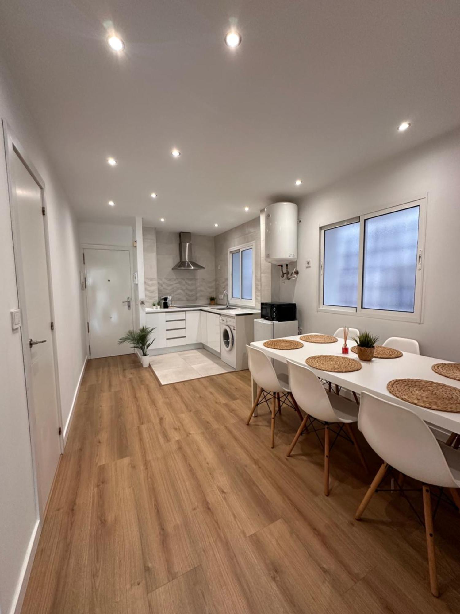 Claveles De Luxe Apartment *