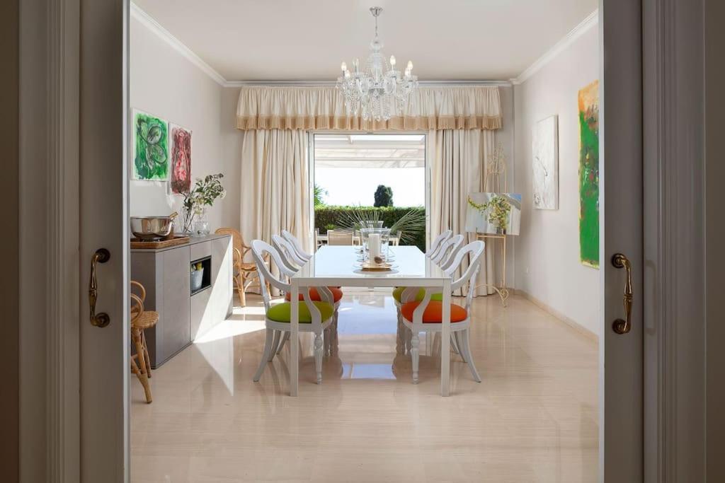 Luxury With Sea Views & Terrace By Rems Apartment
