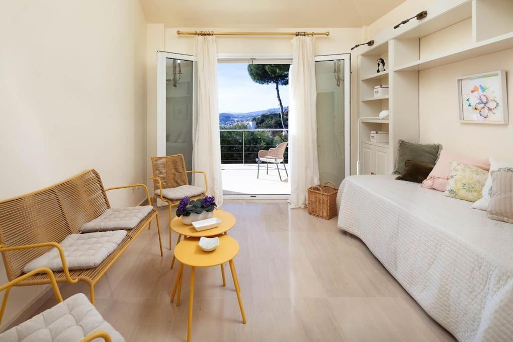 Apartment Luxury With Sea Views & Terrace By Rems