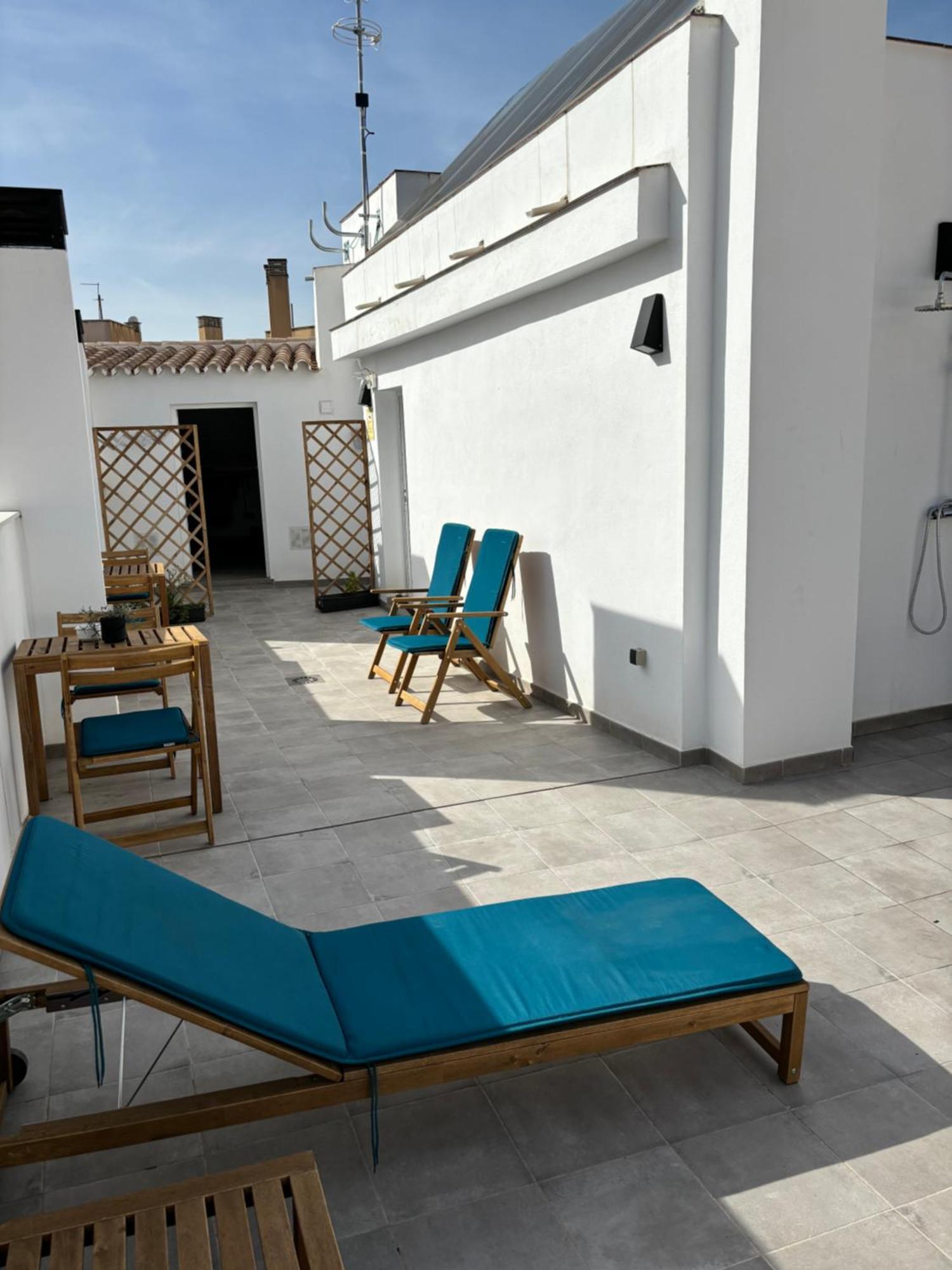 Centric With Rooftop Apartamento