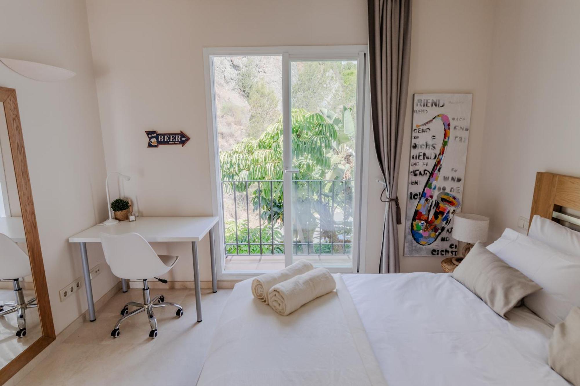 Apartment Beautiful Apartment Amazing Views And Pool Malaga