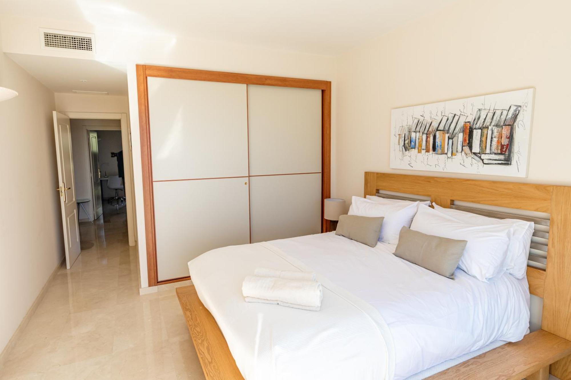 Beautiful Apartment Amazing Views And Pool Apartment Malaga