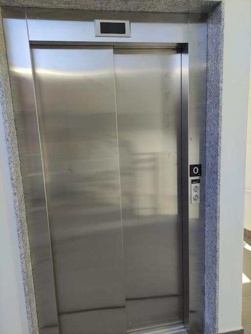 Apartment Nuevo, Disfruta Del Silencio, Familias Con Ninos, Aire Acondicionado, 2 Banos , Playa *