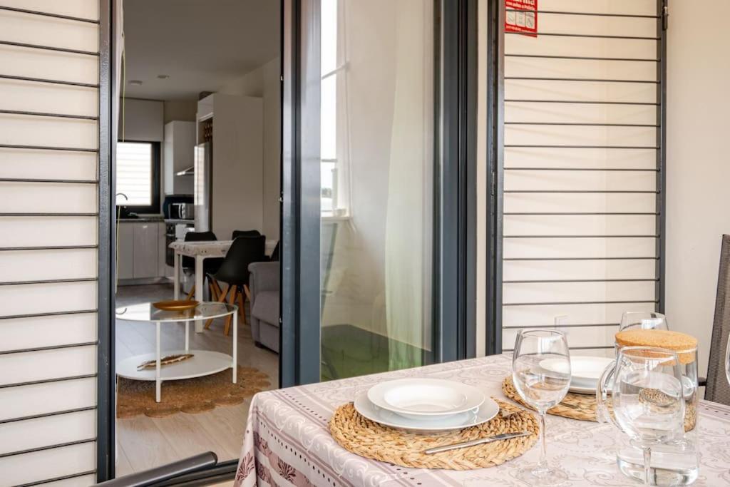 Nuevo, Disfruta Del Silencio, Familias Con Ninos, Aire Acondicionado, 2 Banos , Playa Apartment *