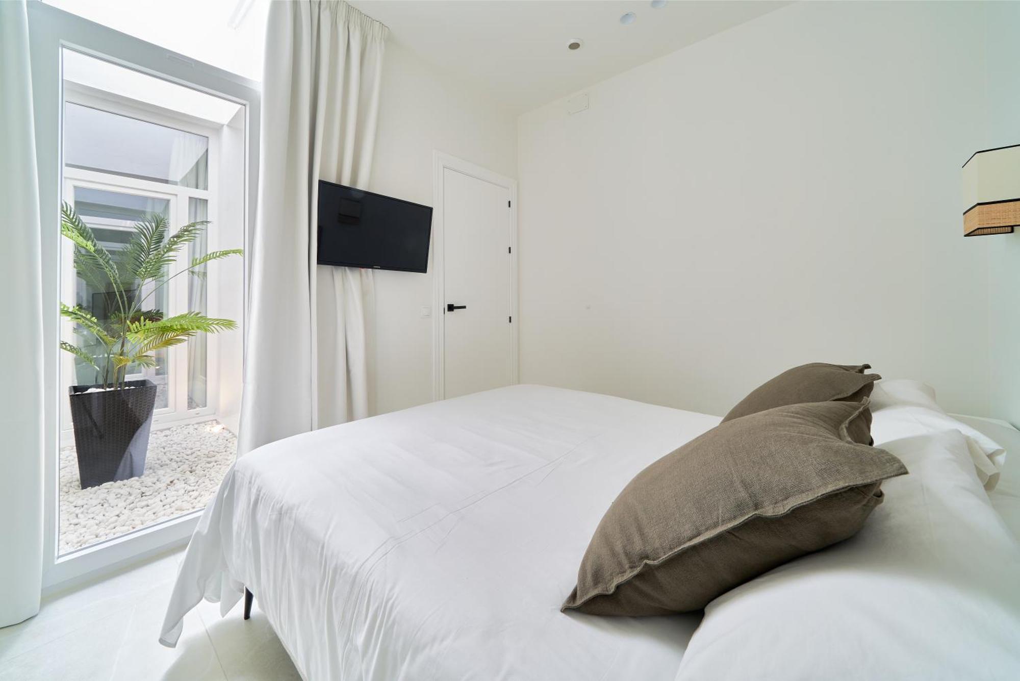 Sun-kissed Getaway Apartment Malaga