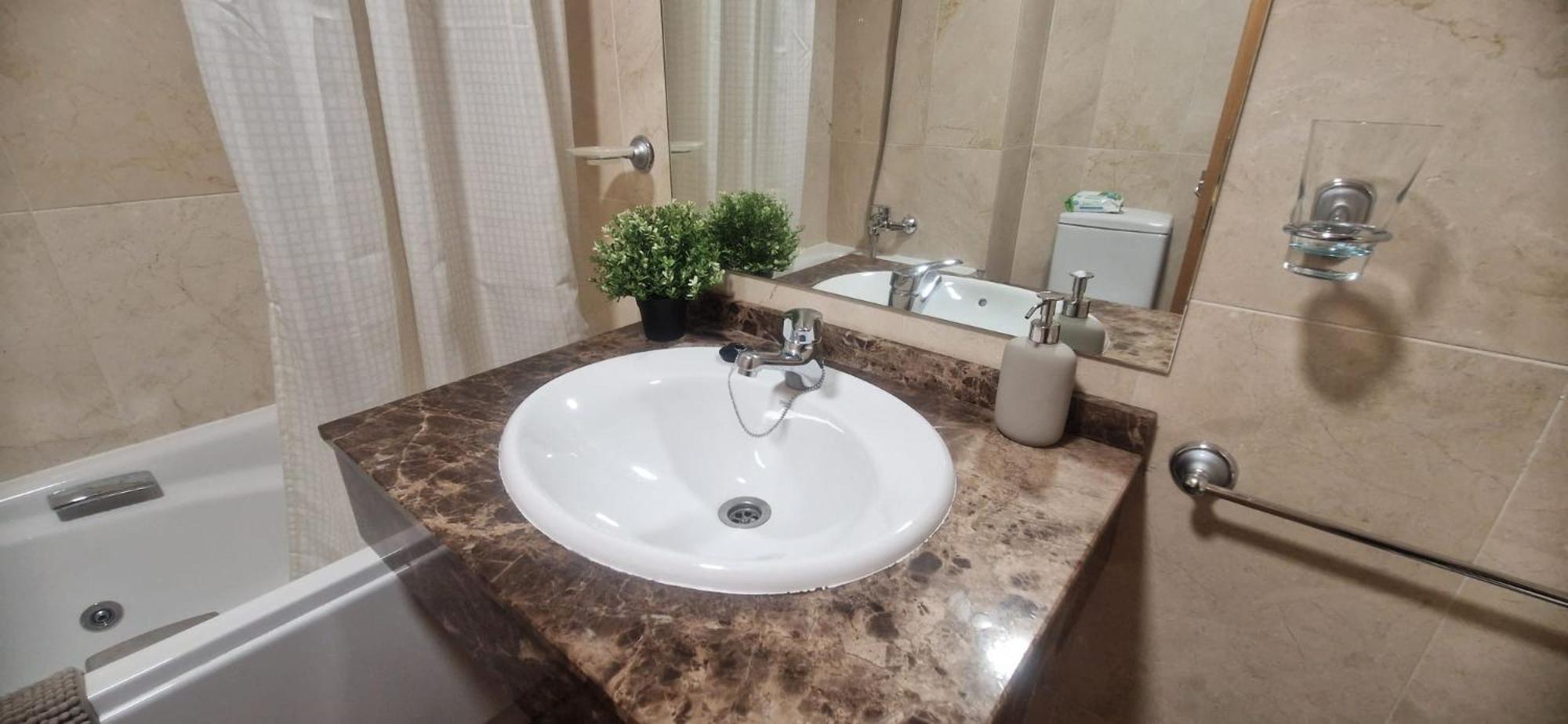 Apartment Aleda Puerto Playa - Parking Y Piscina Gratis Malaga