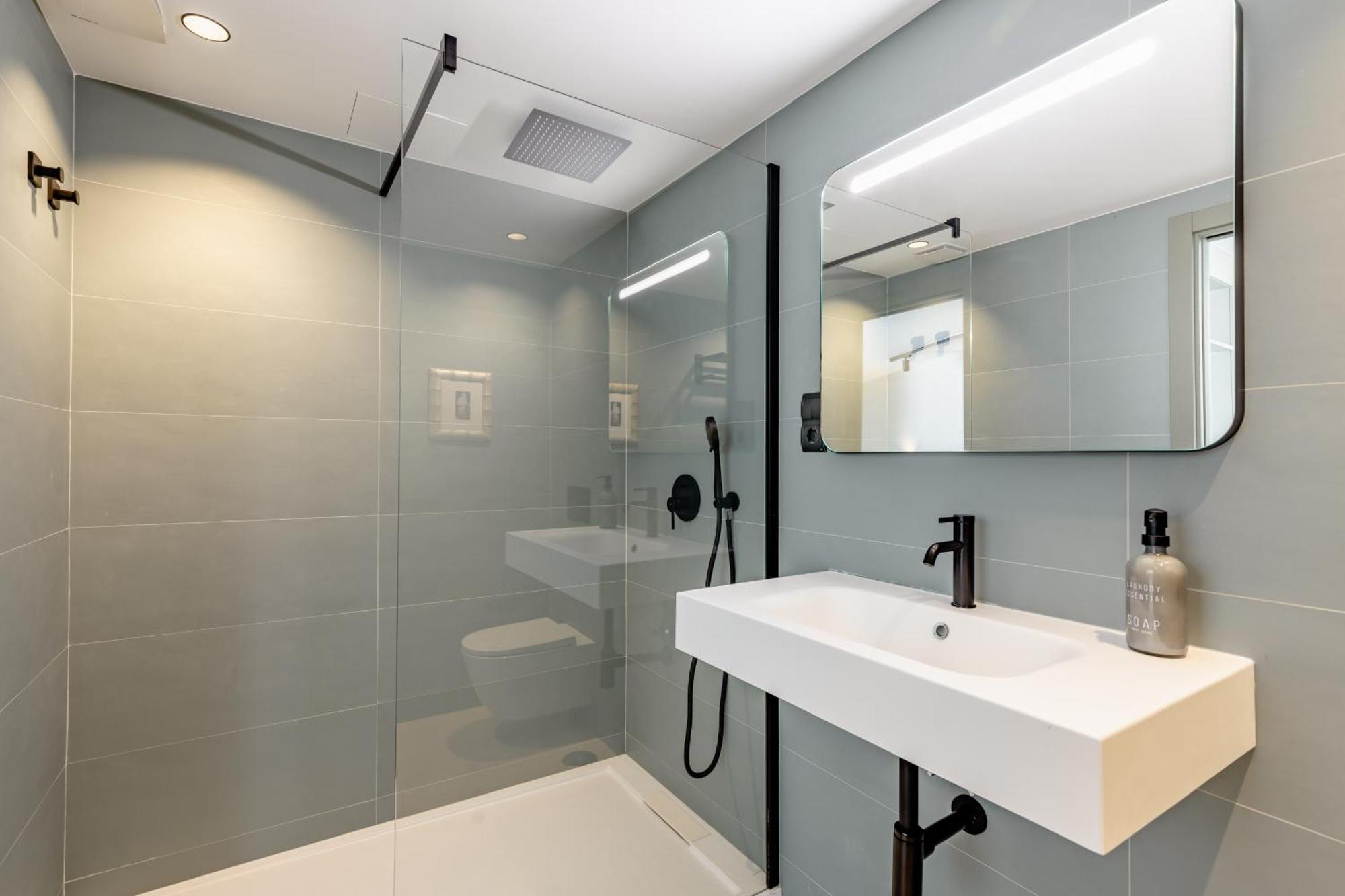 Apartment Atarazanas Suite, Atico Con Terraza *