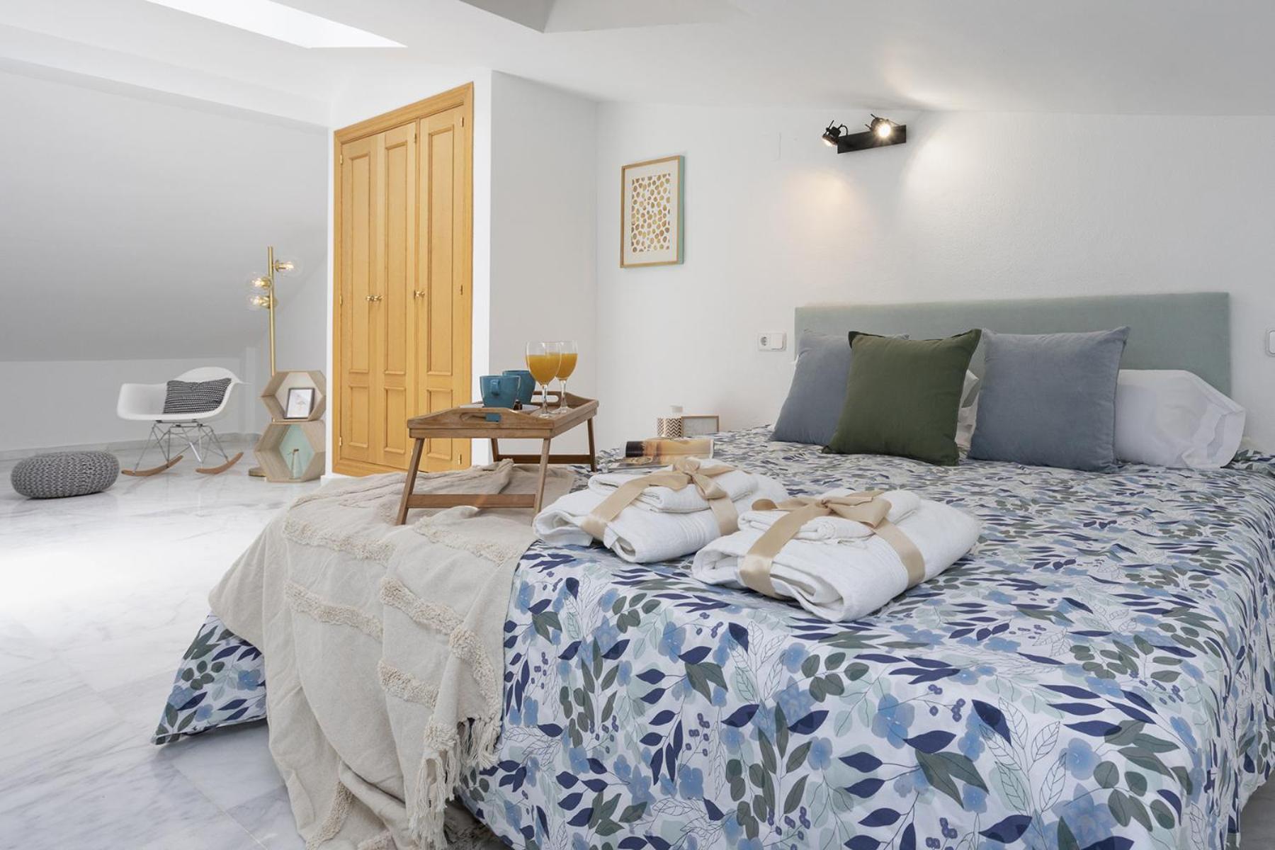 -malagasunapts-ayala33 Bus-train Station - Huelin Apartment *