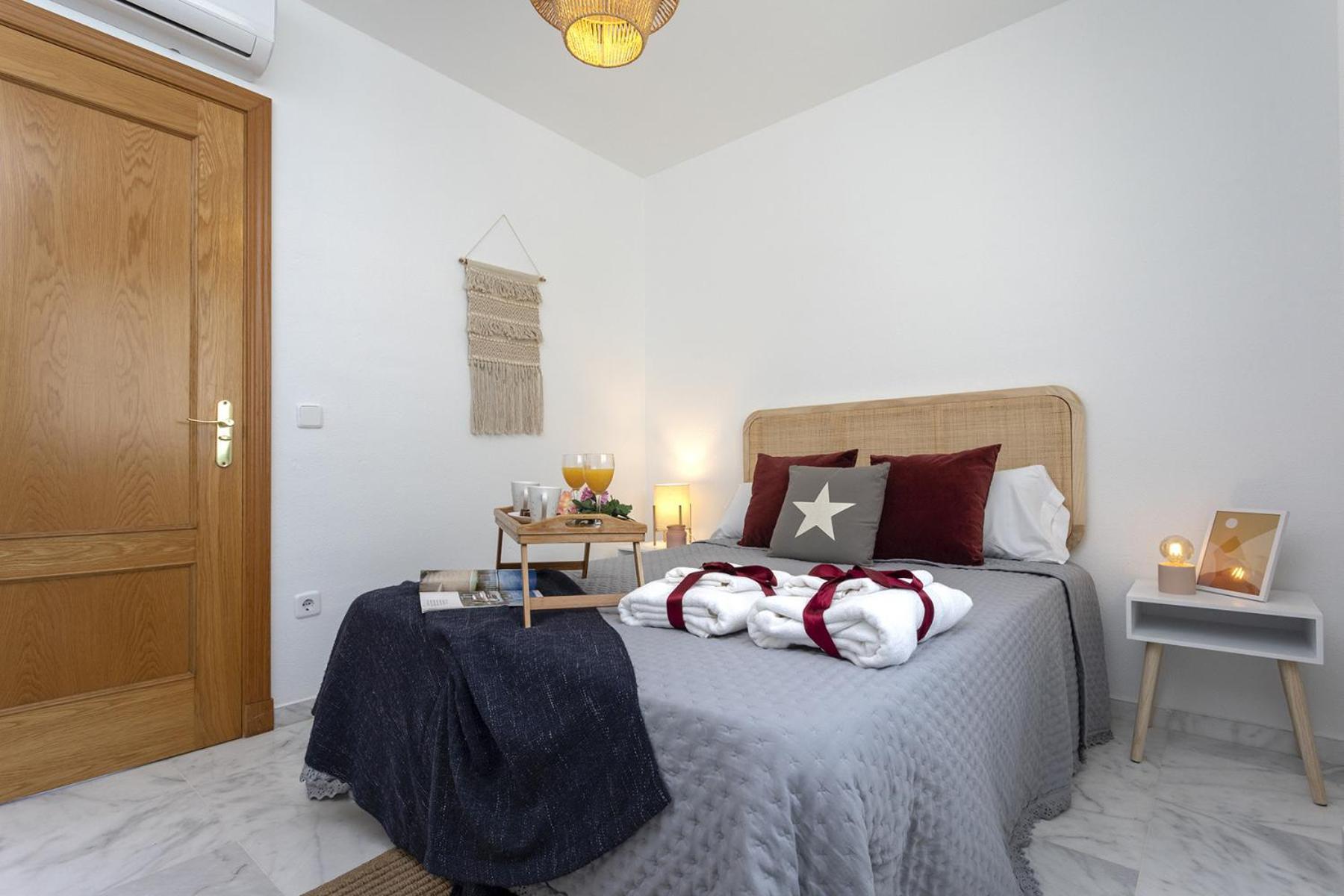 -malagasunapts-ayala33 Bus-train Station - Huelin Apartment