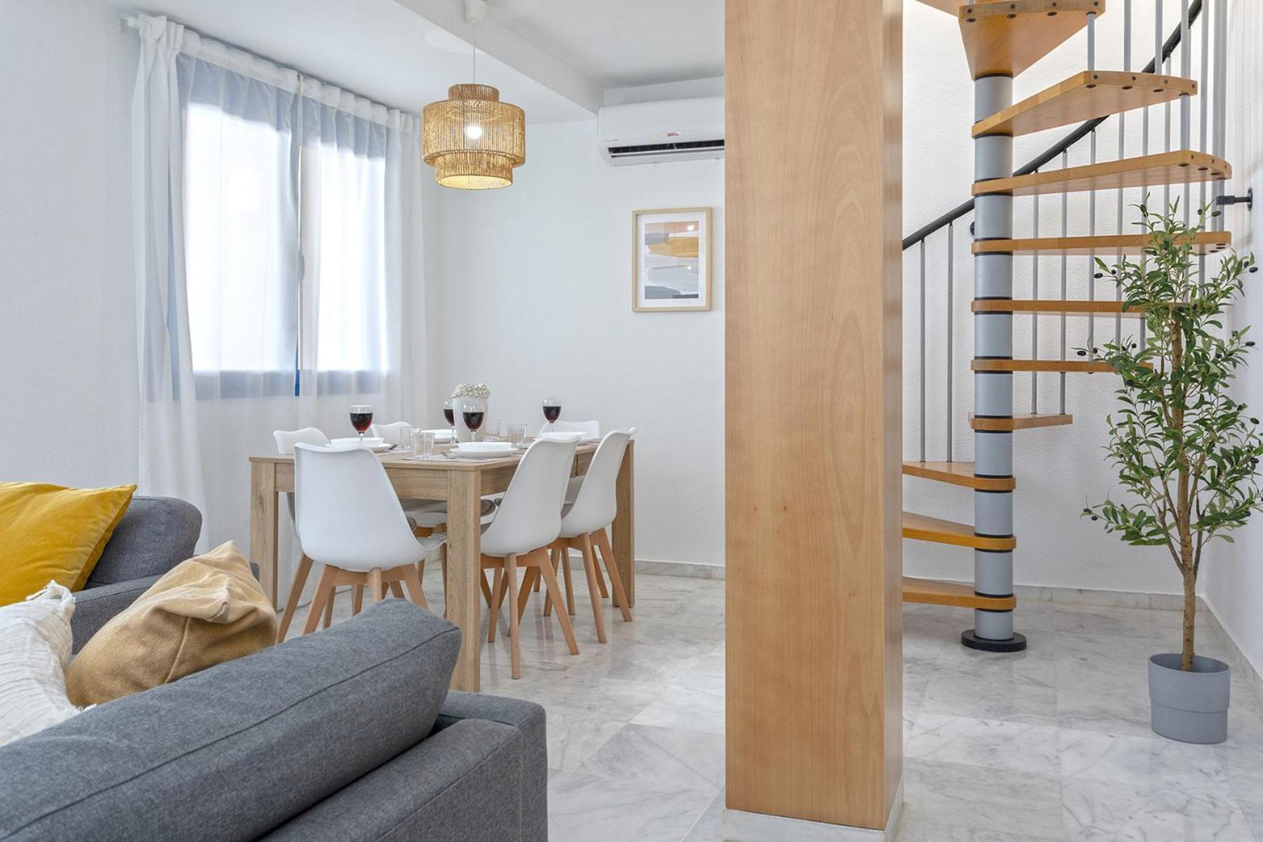Apartment -malagasunapts-ayala33 Bus-train Station - Huelin