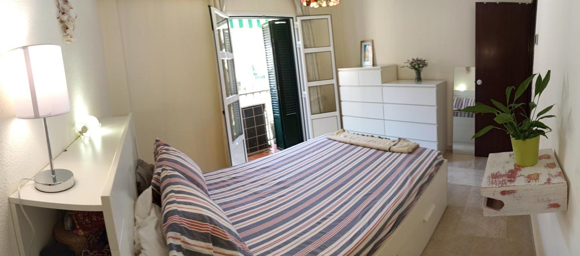 Confortable Habitacion Centrica En Piso Privado Homestay *