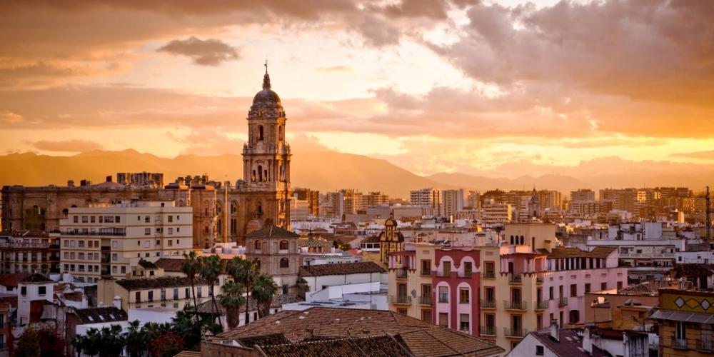 Apartment Nino De Guevara's Andalusian Charm: The Essence Of City Center