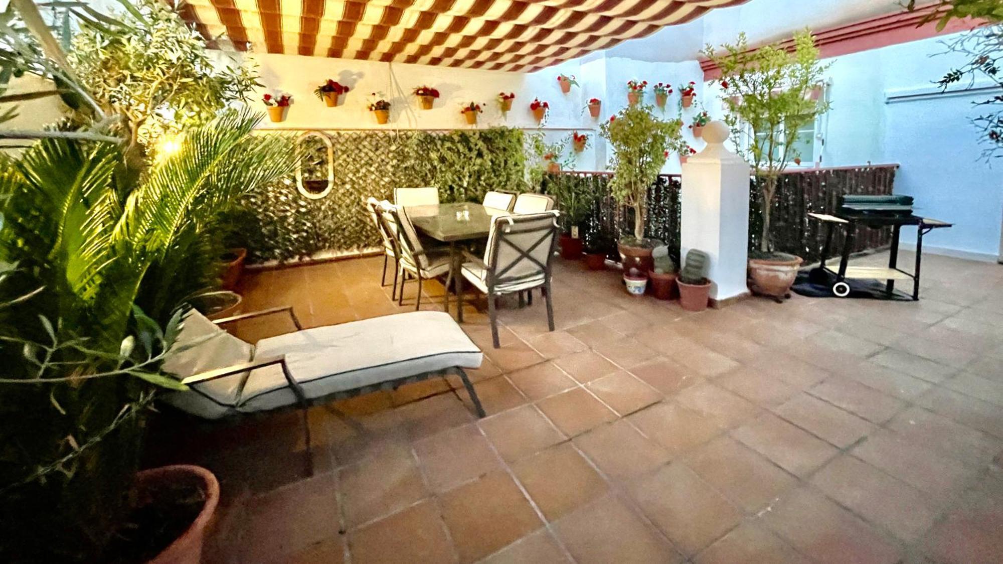 Apartment Maravilloso Centrico De 70m2, Jardin Propio 40m2 Con Piscina Ninos Y Parking Opcional *