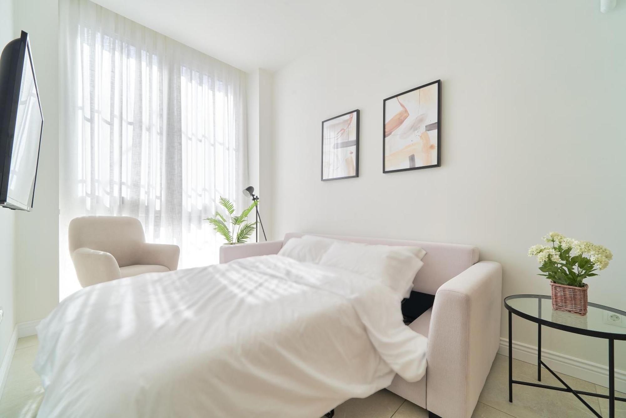 Sun-kissed Getaway Apartment Malaga