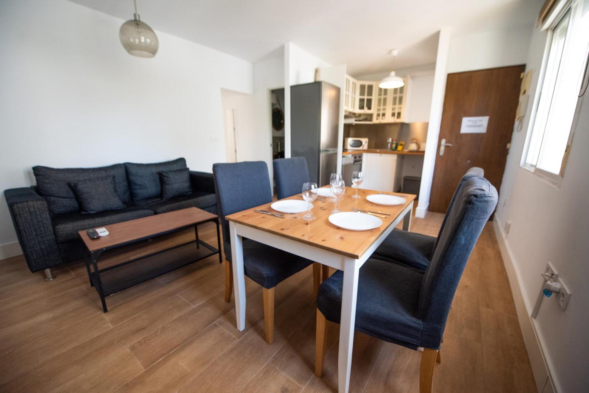 Apartamento Centrico La Merced 2 - Free Parking & Free Gym * Málaga