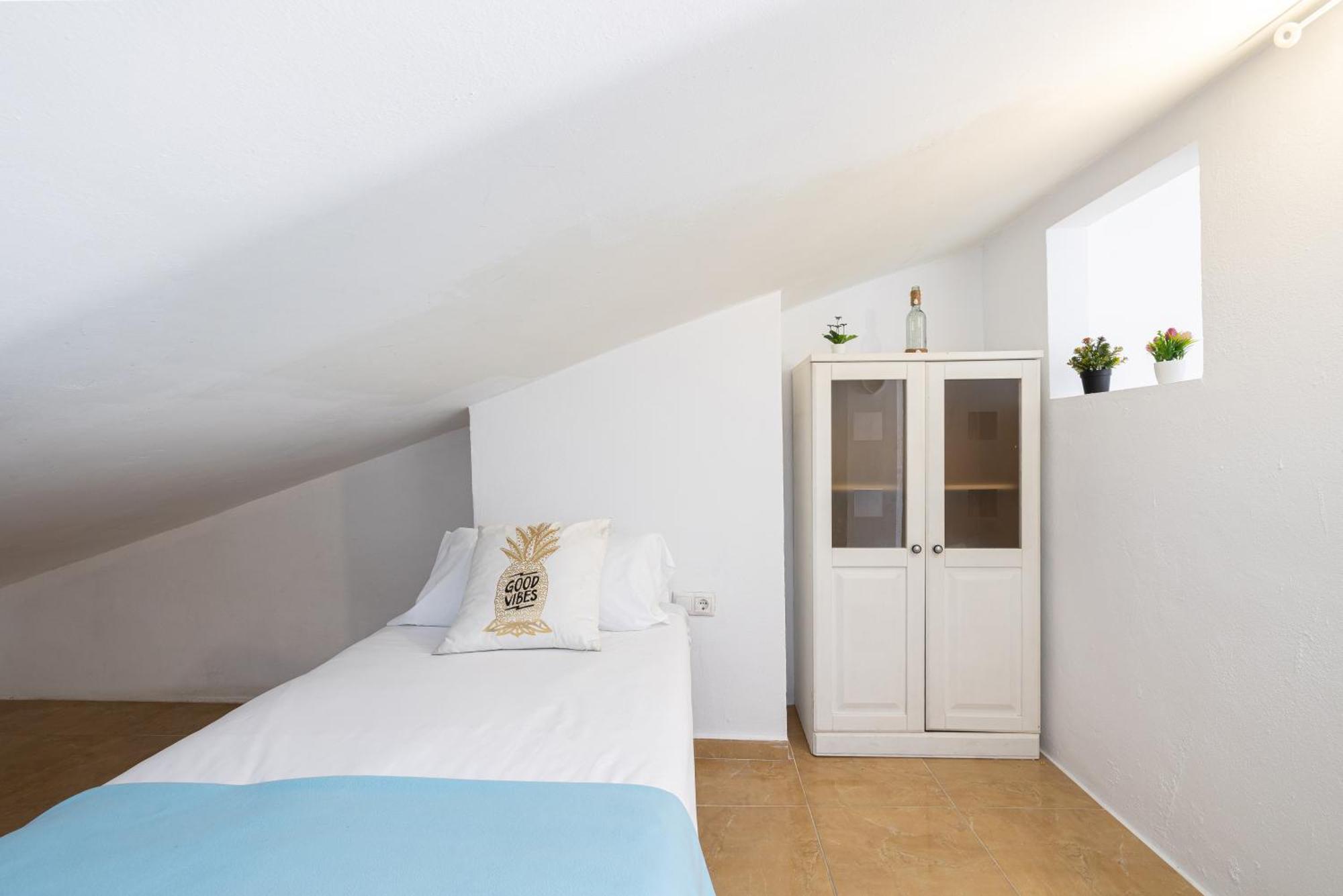 H2m Duplex Sancti Espiritu Sunny Terrace Apartment