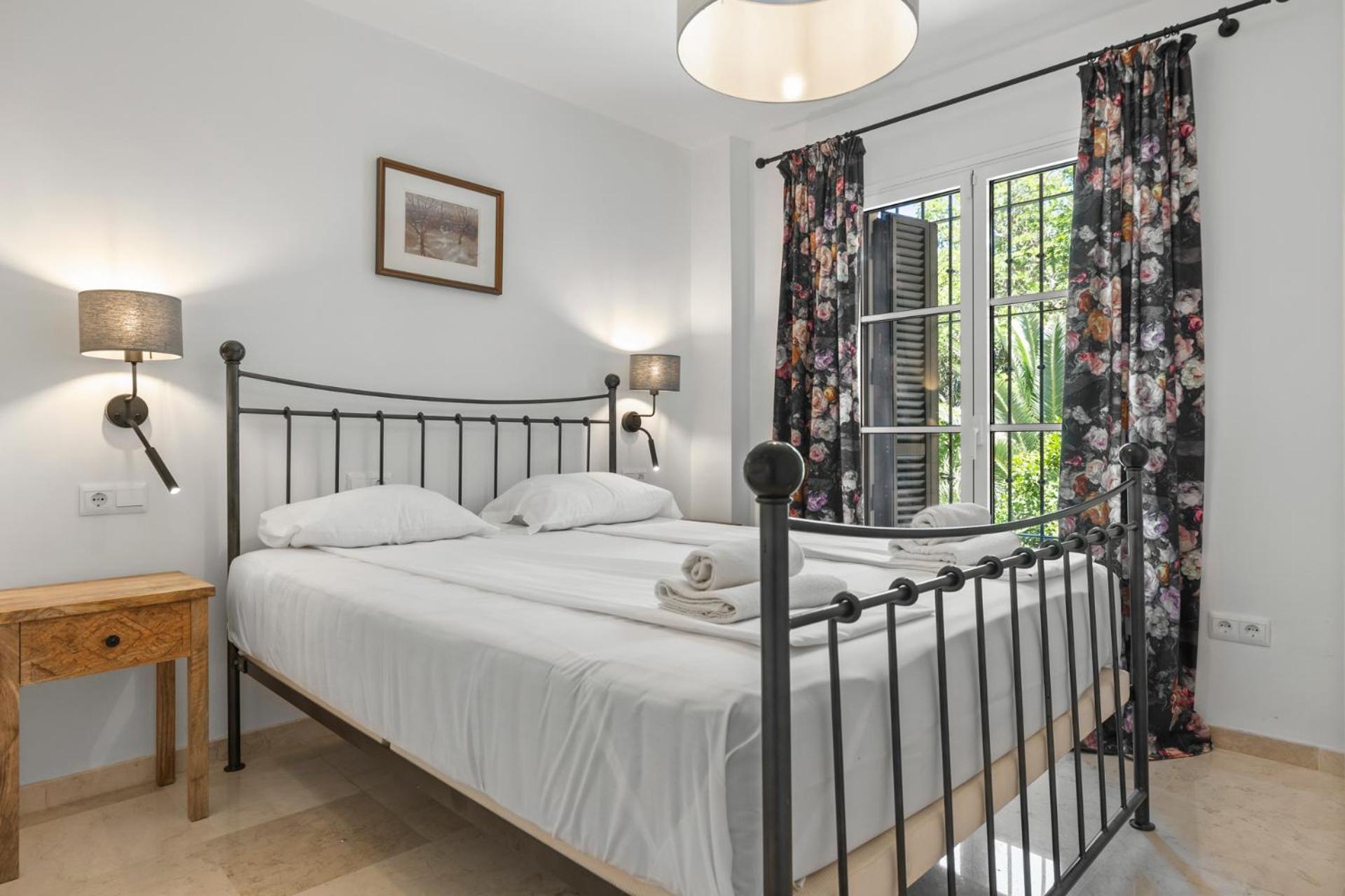 Stunning In Historic Center By Costarentals - Mal05 Apartment