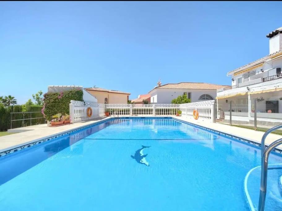 Atico Con Dos Terrazas Con Estupendas Vistas Del Mar Malaga