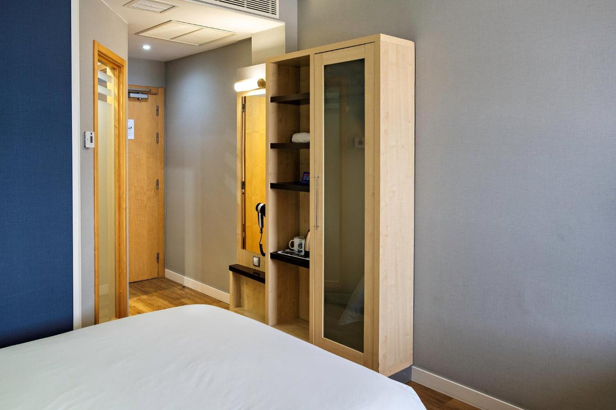 Express Airport By Ihg 3* Malaga