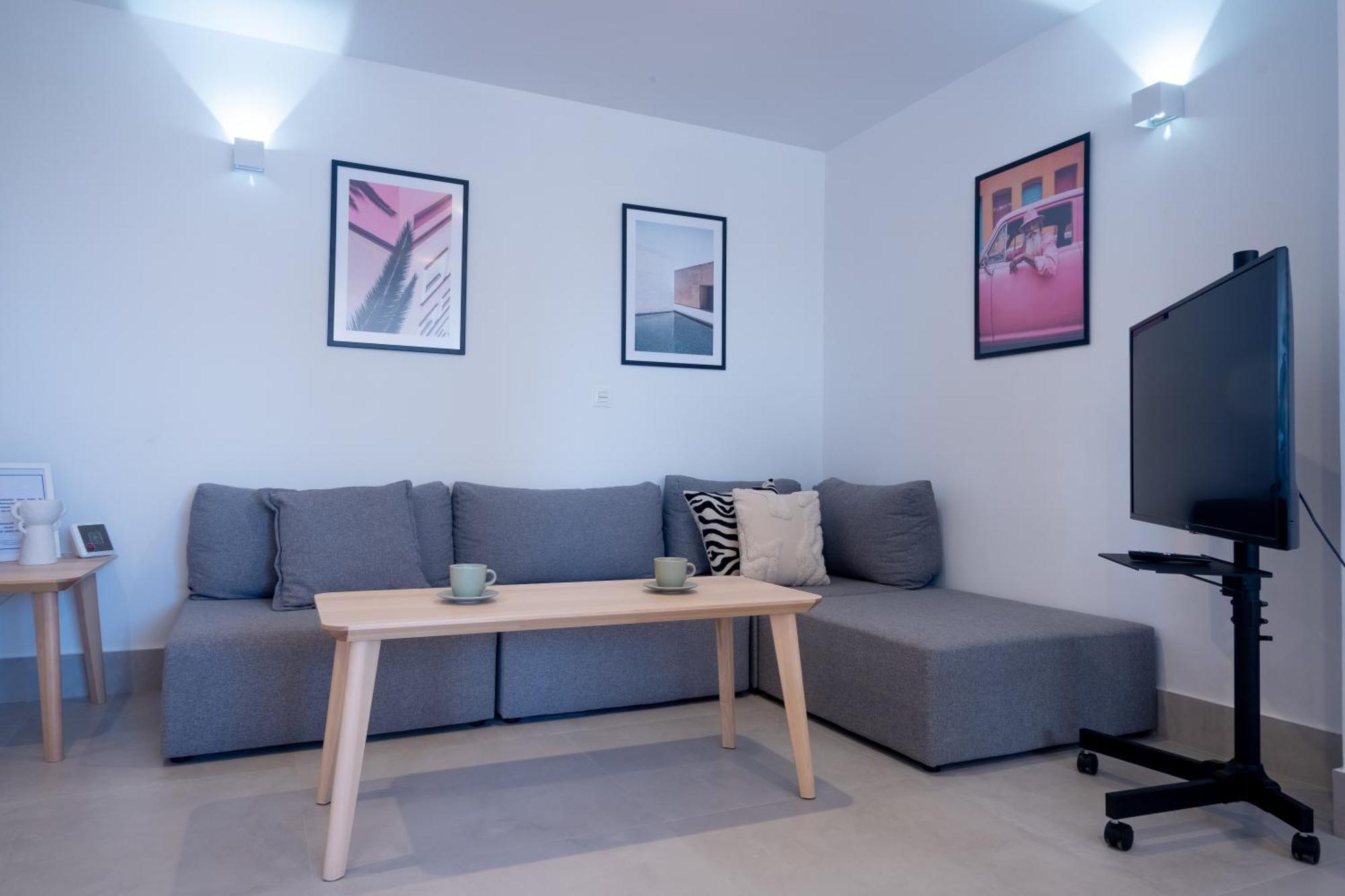 Bright With Views 3 Bedrooms 2 Bathrooms Apartment Malaga