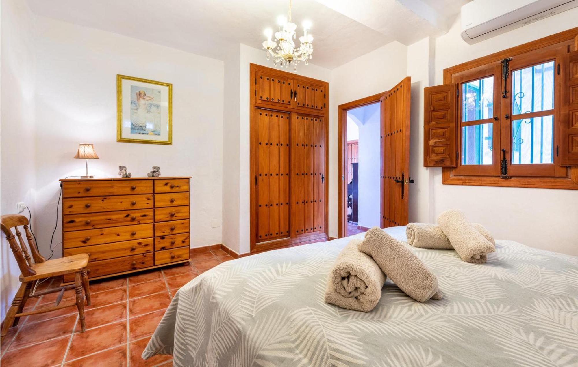 Holiday home Pet Friendly In Iznate With Kitchen Malaga