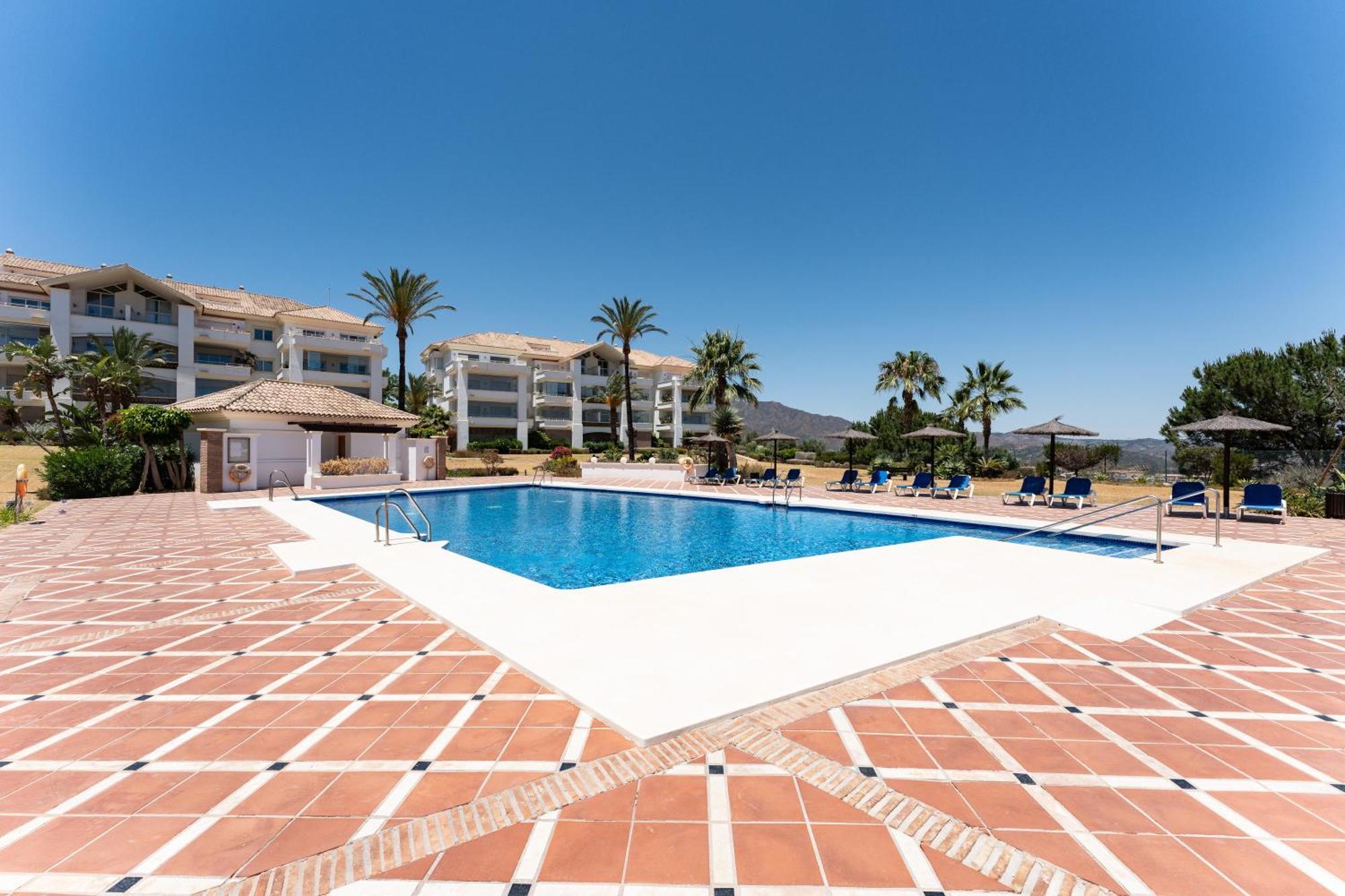 Real Alta Vista Golf Apartment