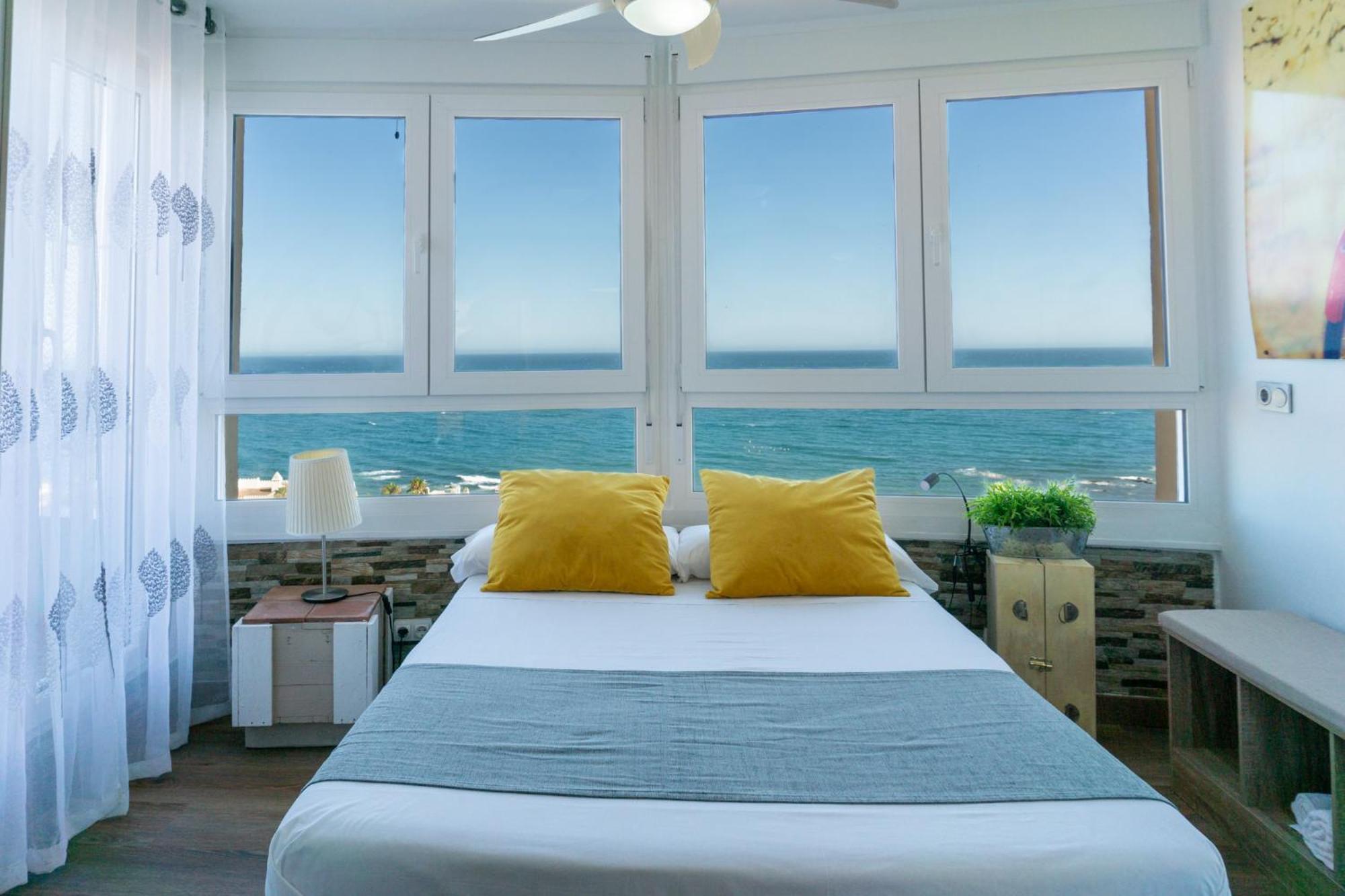 Calypso Sea Views *