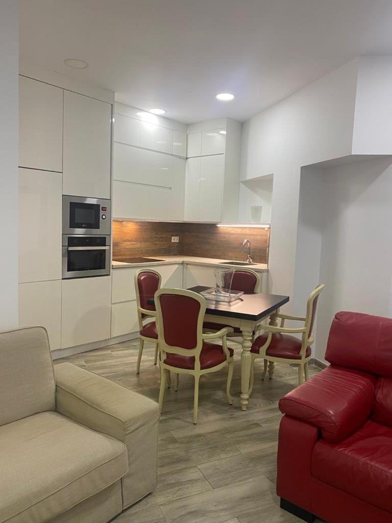 Valentino Sol Apartment