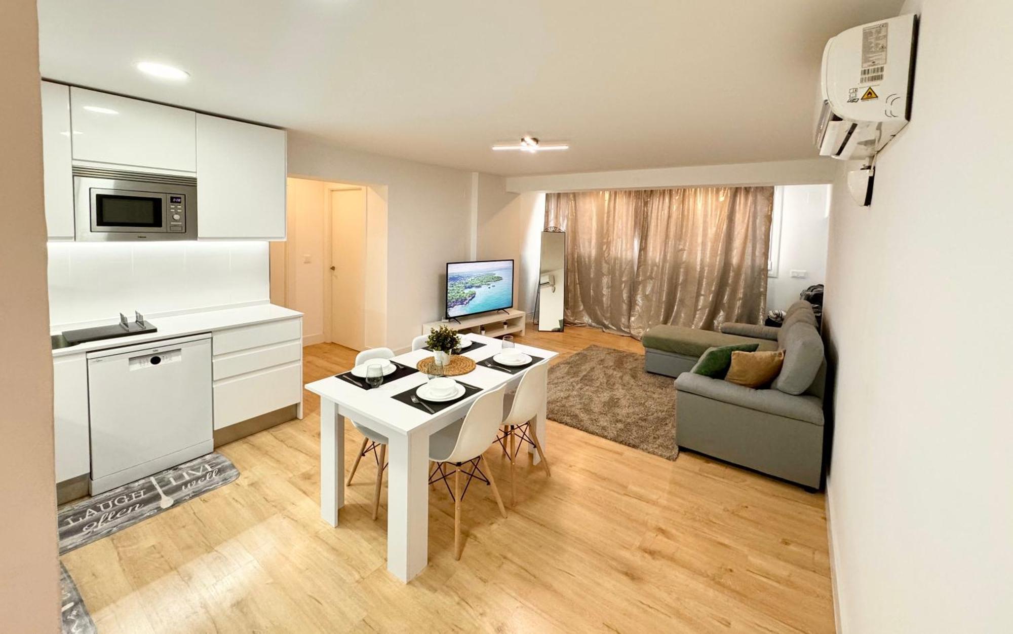 Luxury Near To The Beach Apartment