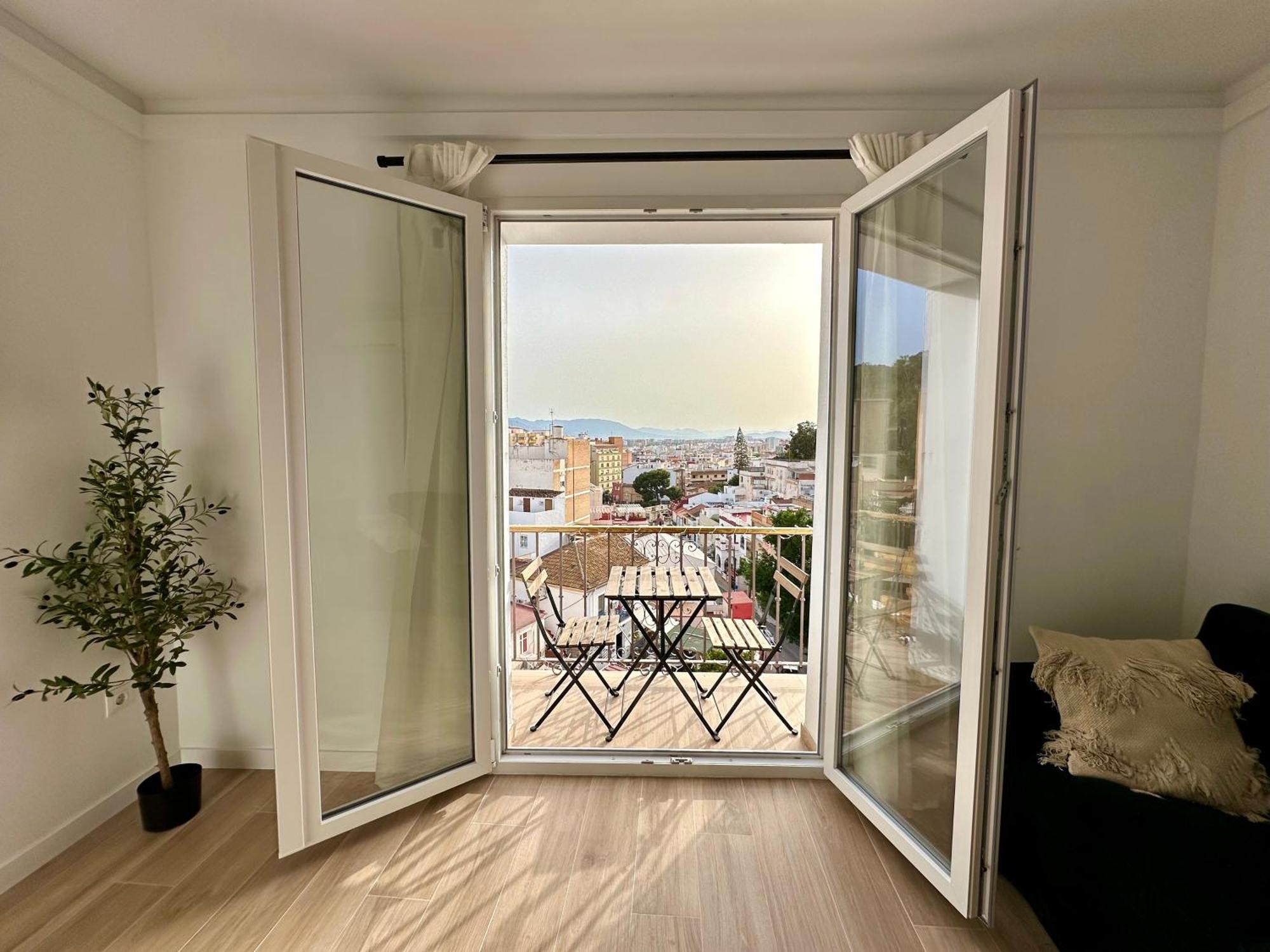 Apartment Atico Con Solarium Y Bbq Cerca Del Centro 6 Pax