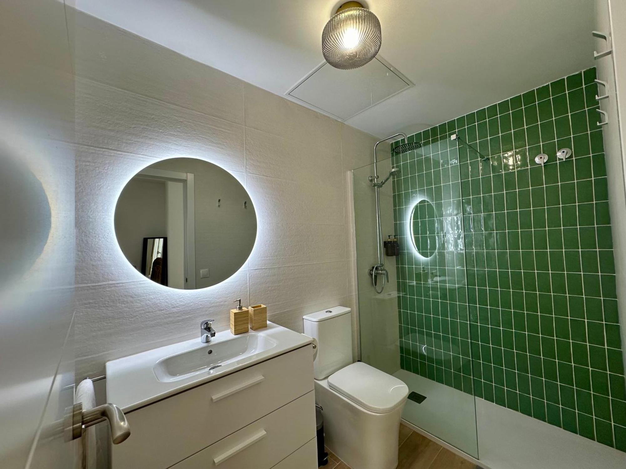Atico Con Solarium Y Bbq Cerca Del Centro 6 Pax Apartment Málaga