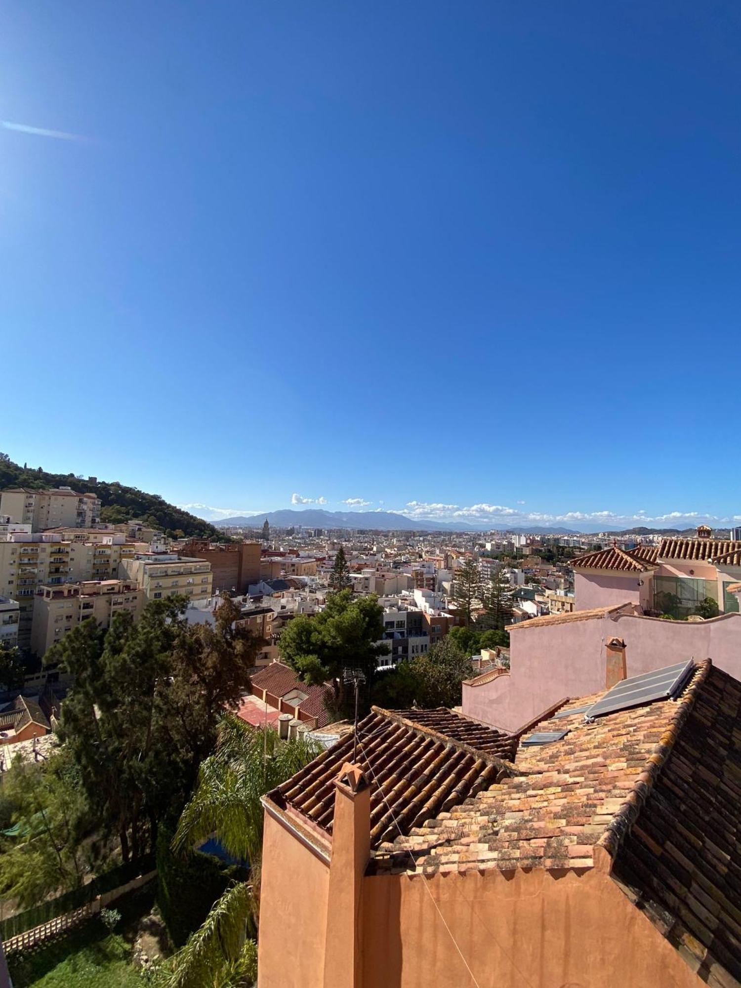 3 Con Terraza Junto A Monte Victoria Apartment