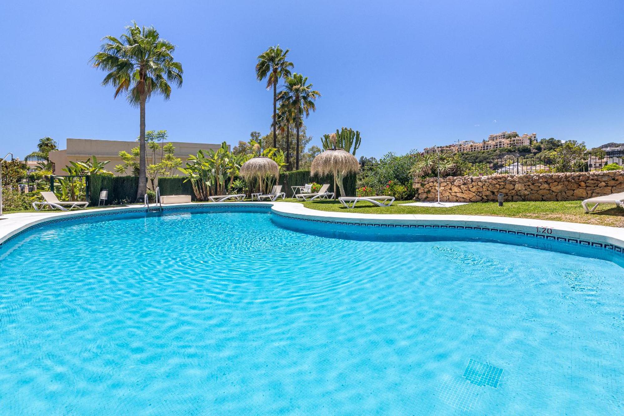 Spacious 3 Bed In La Quinta Golf- Marbella Apartment