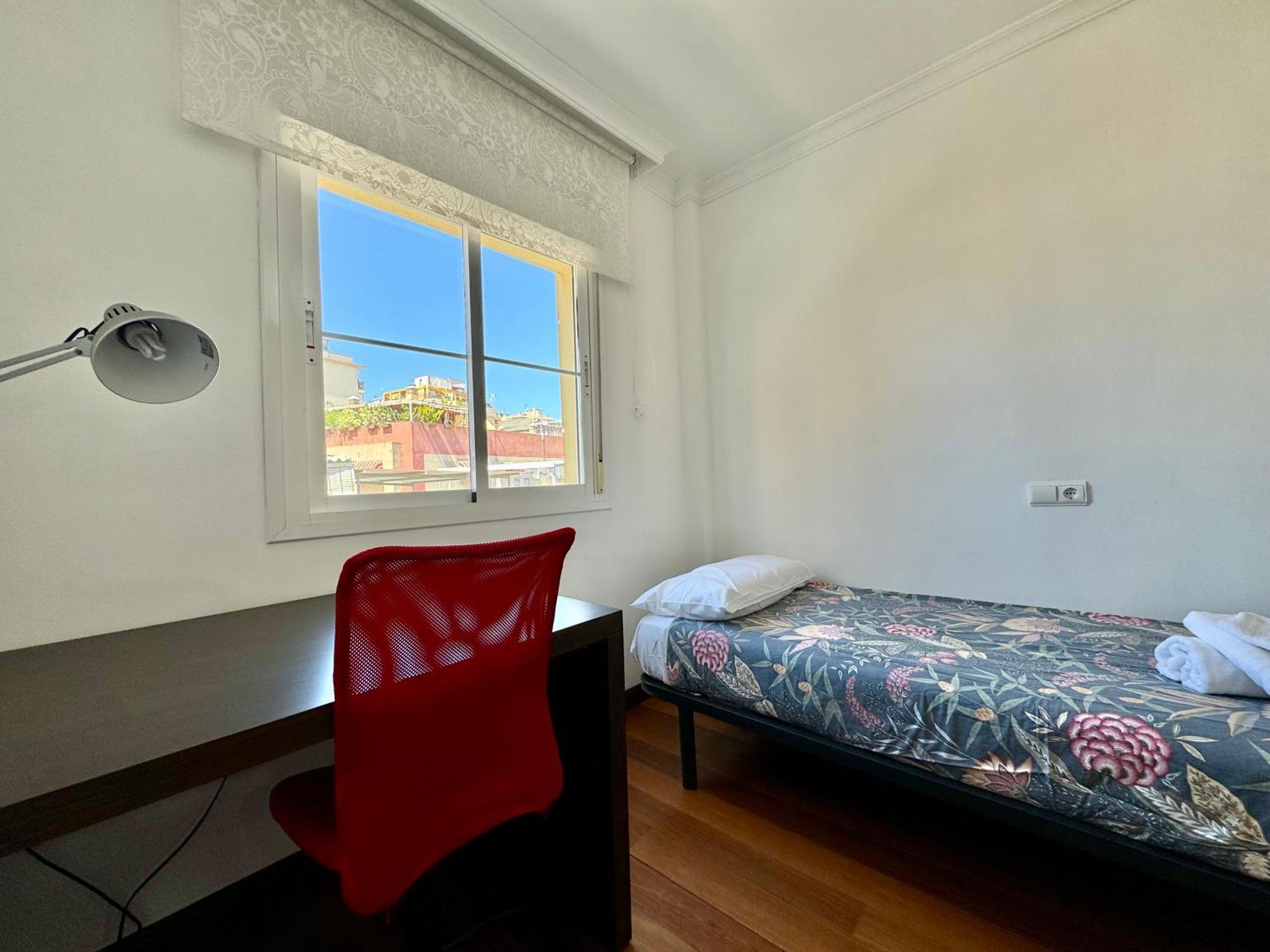 Apartment Lujoso Piso Centro Aparcamiento Privado, Terraza & Ac Malaga