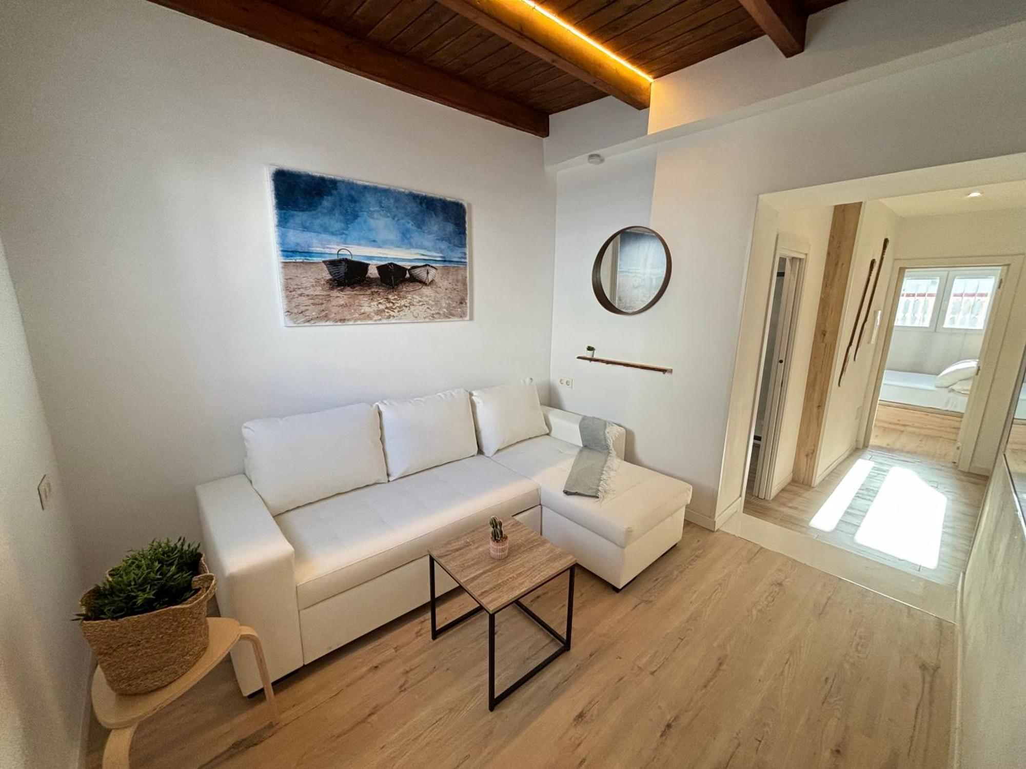 Apartment Pueblo Marino, Oasis Junto Al Mar De La Arana, By Sol Maestranza