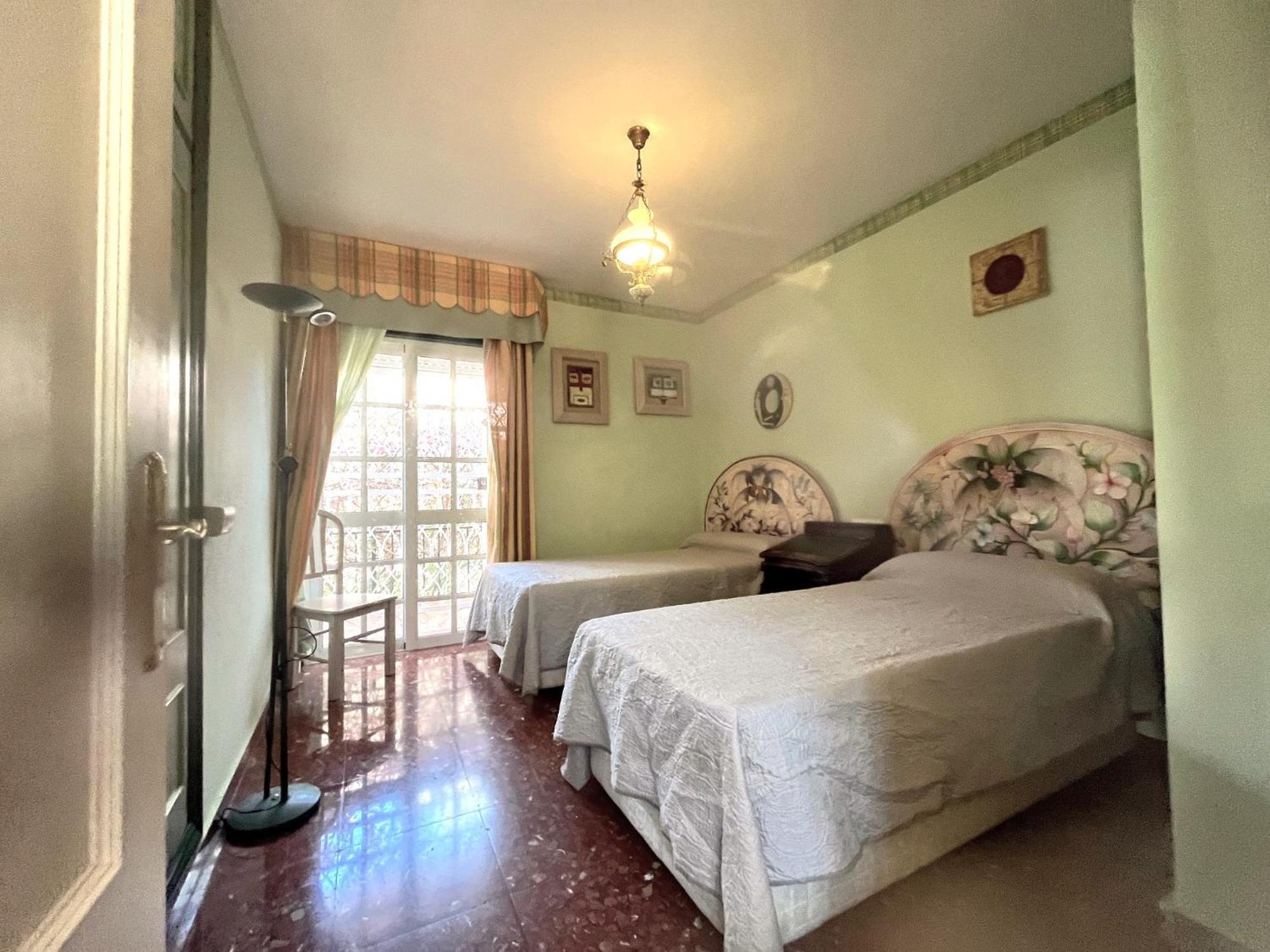 Rentcostadelsol Pinares-malaga