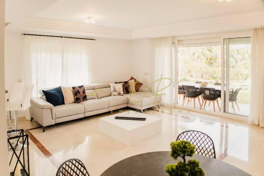 Belmonstays Flamencos De Riviera, Mijas Costa Holiday home *