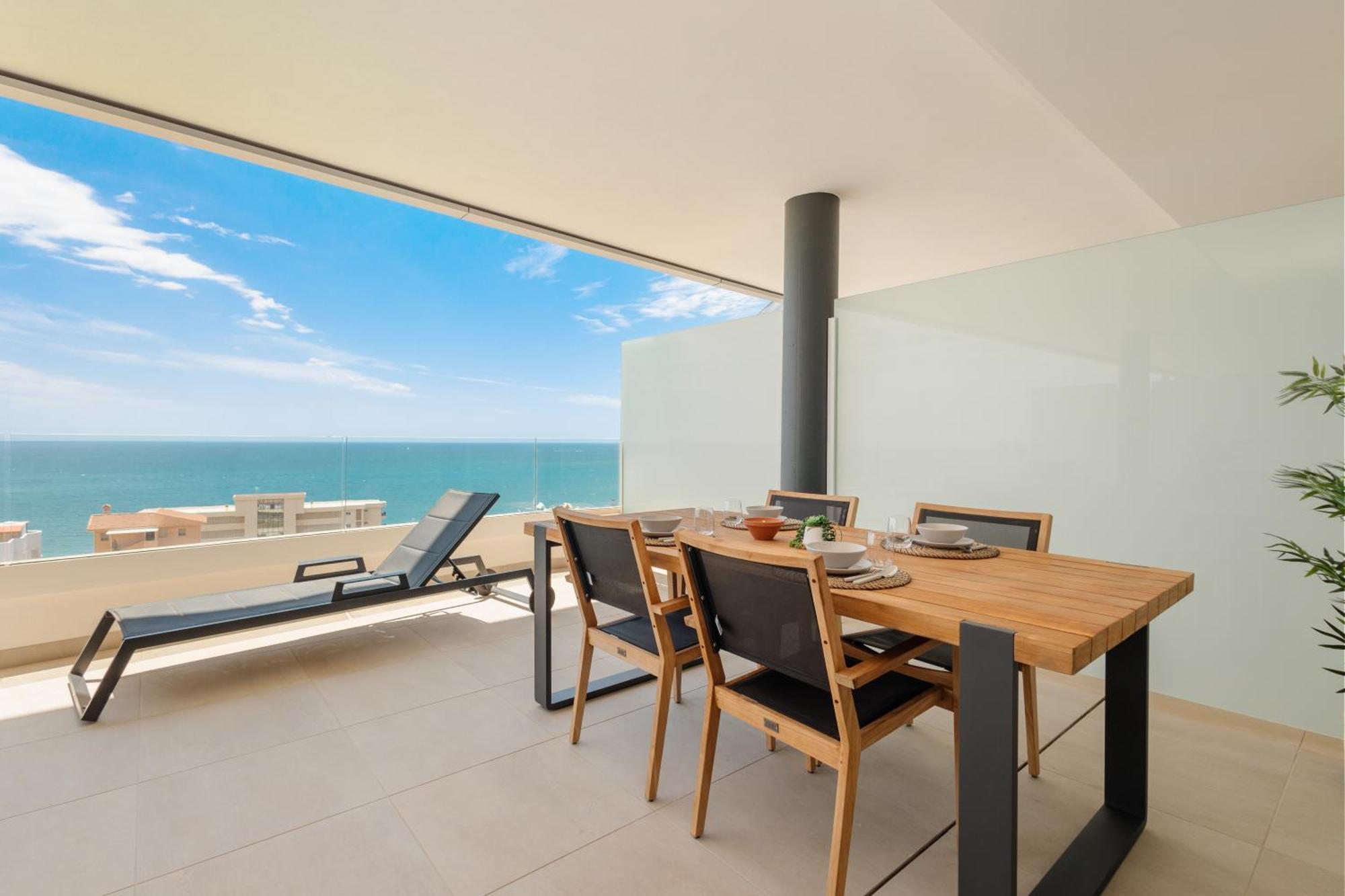 Modern Apartment, With Large Terrace And Panoramic Sea Views, In Fuengirola Apartamento Málaga