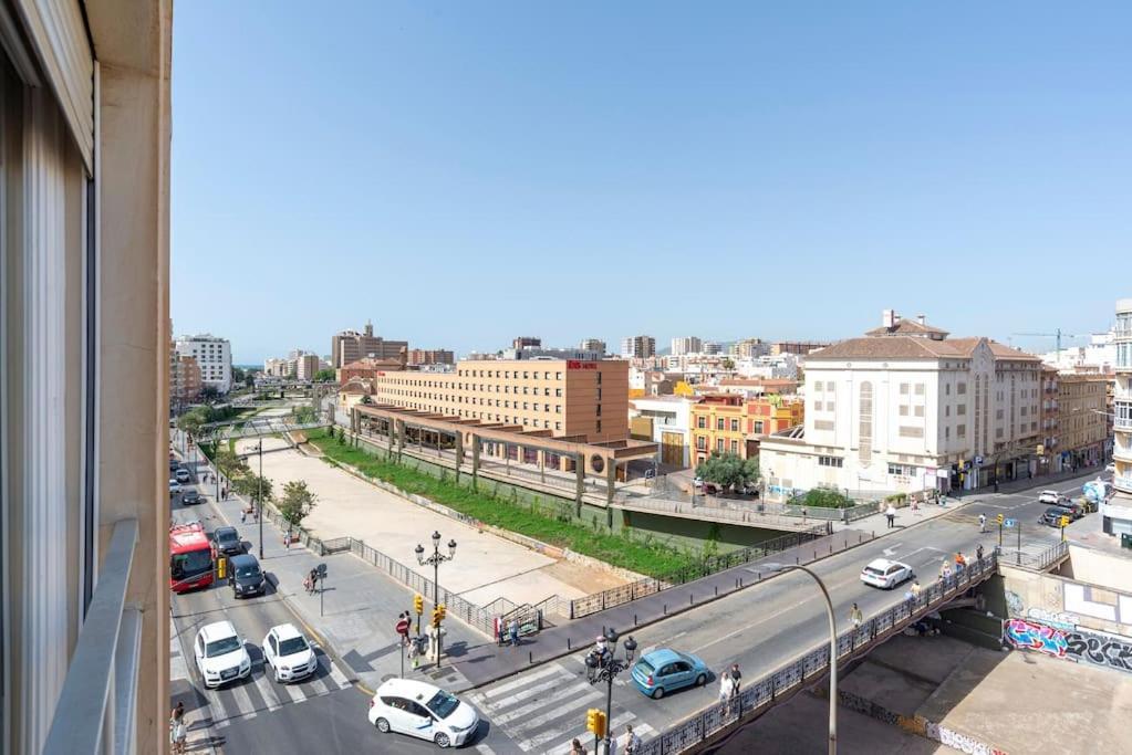 Apartment Tribuna I By Ele Apartmens Malaga
