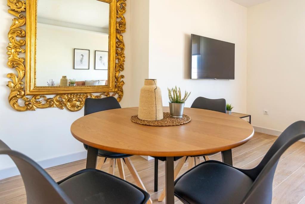Tribuna I By Ele Apartmens * Malaga