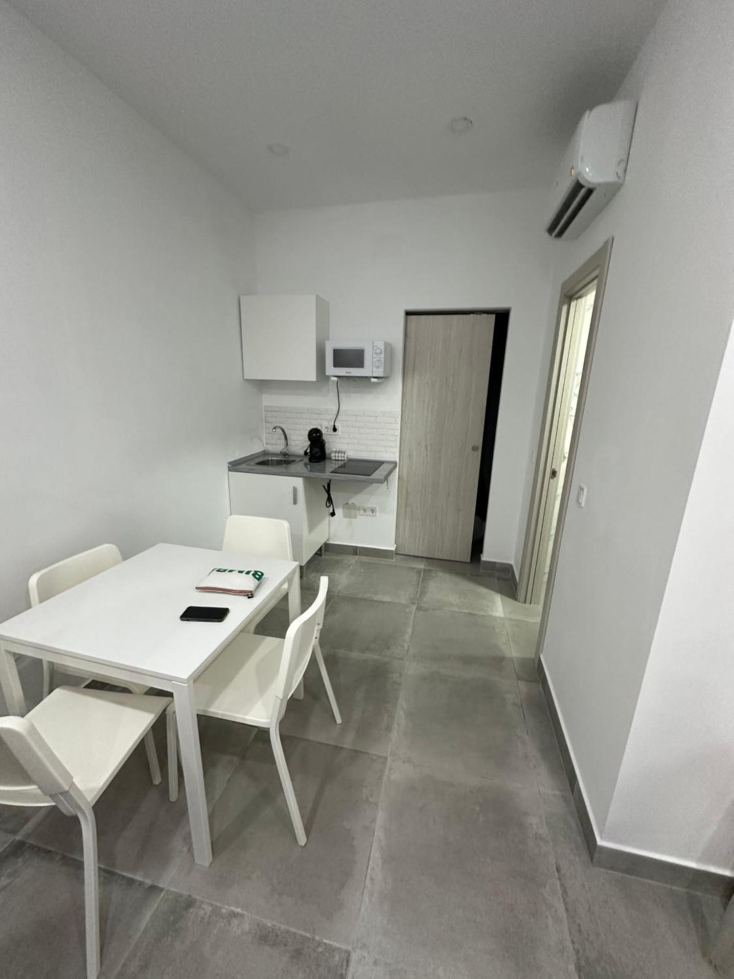 Flor Apartment