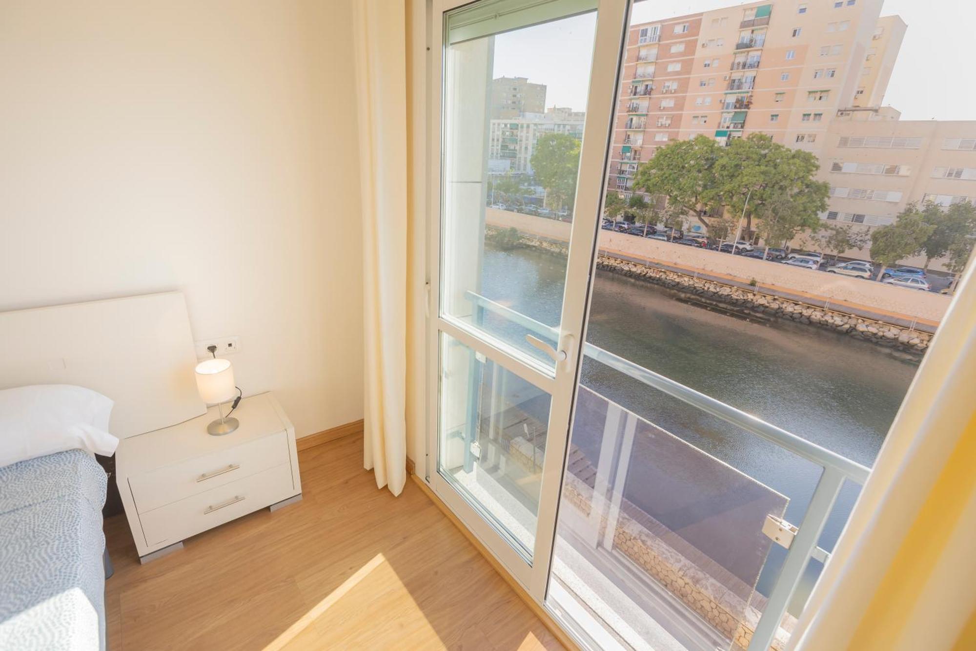 Lu&cia El Rio Center Apartment Malaga