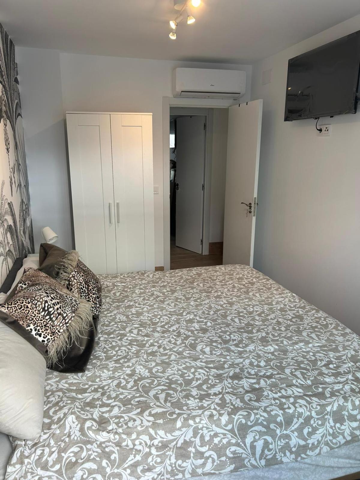Homestay La Maison Del Mar *