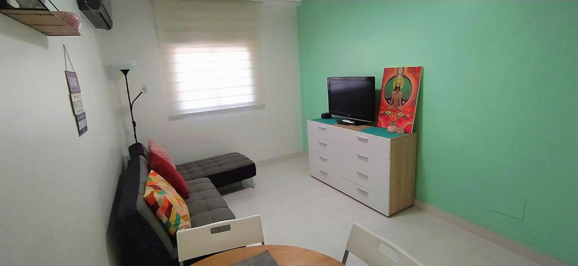 Apartment Modern Spacious In Center Of